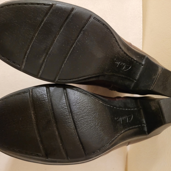 Clarks Dream Belle Women's Brown Leather Side Zip Heeled Ankle Booties Size 7M - Picture 4 of 8